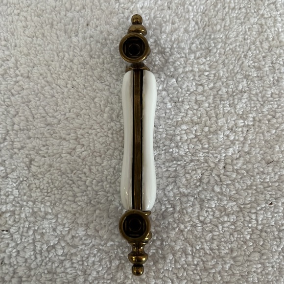 White Porcelain Floral Design Cabinet Drawer Pull Handles - Picture 3 of 9